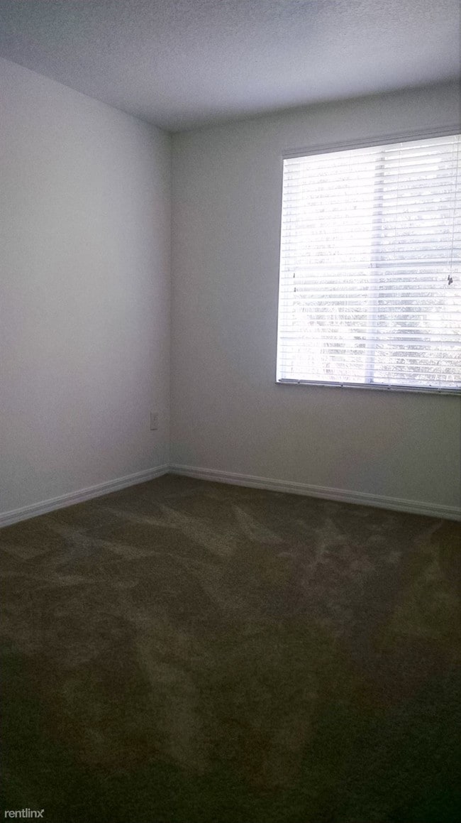 Building Photo - 9405 Marino Cir