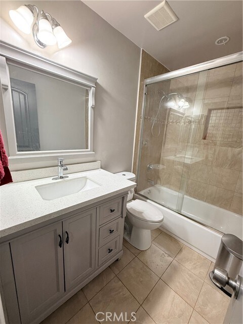 Building Photo - 16118 Montgomery Ave