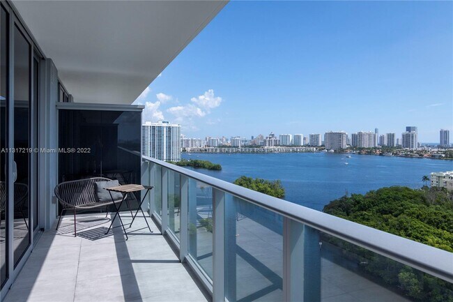 Building Photo - 16385 Biscayne Blvd