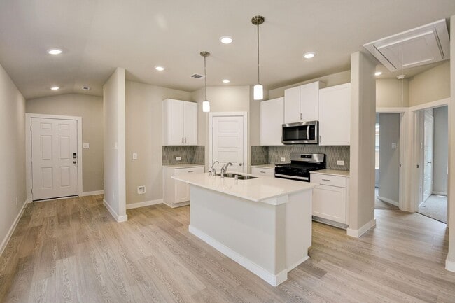 Foto del edificio - 1721 Succotash Oak Ct