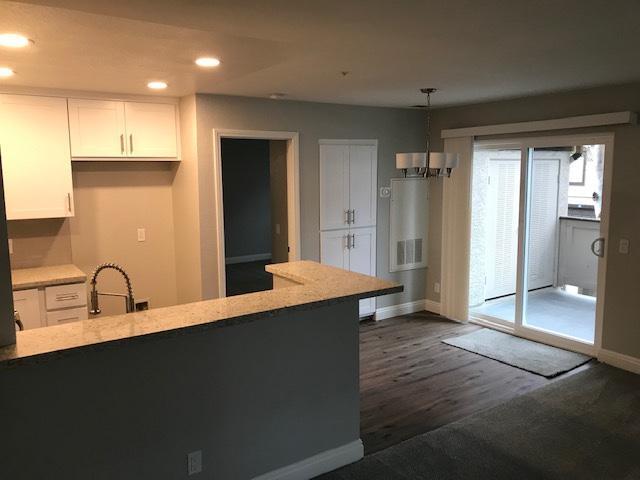 kitchen bar top - 12584 Atwood Ct