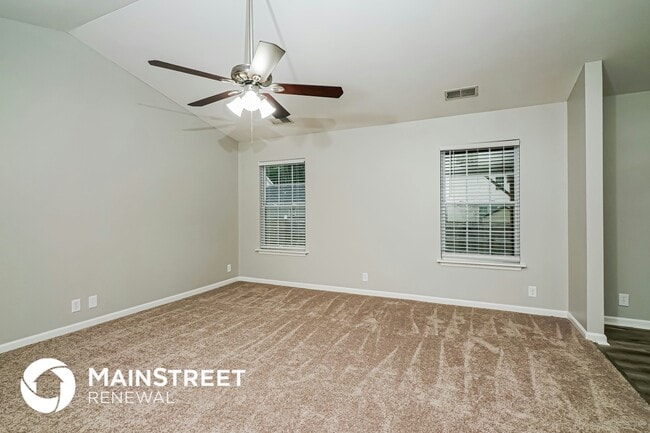 Building Photo - 9216 River Trail Dr