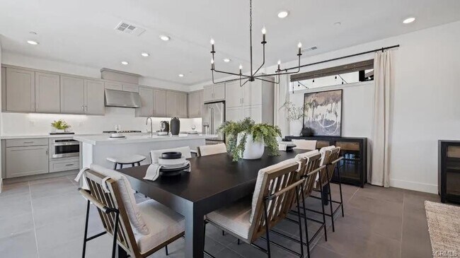 Foto del edificio - 27213 Tamarack Ln