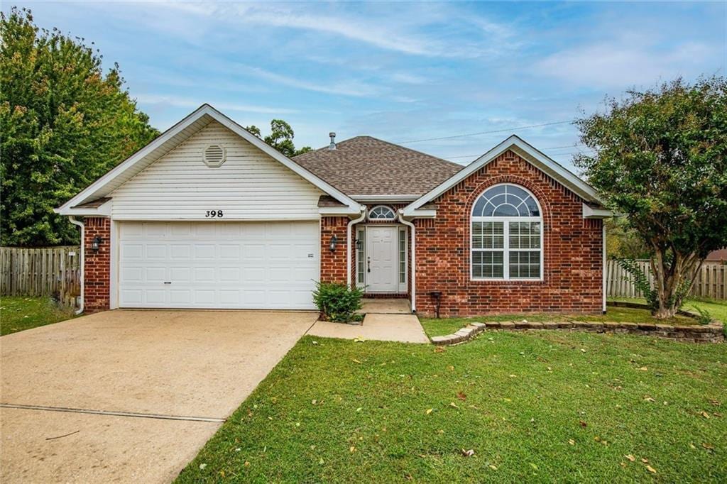 Primary Photo - 398 Ketch Ct