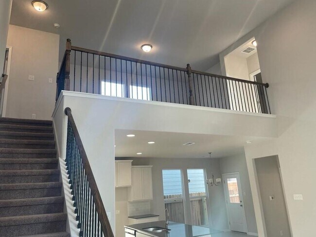 Foto del edificio - 12809 Gilliland Ln