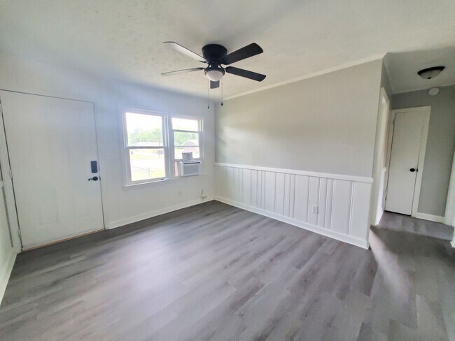 Foto del edificio - 418 Lake Ave