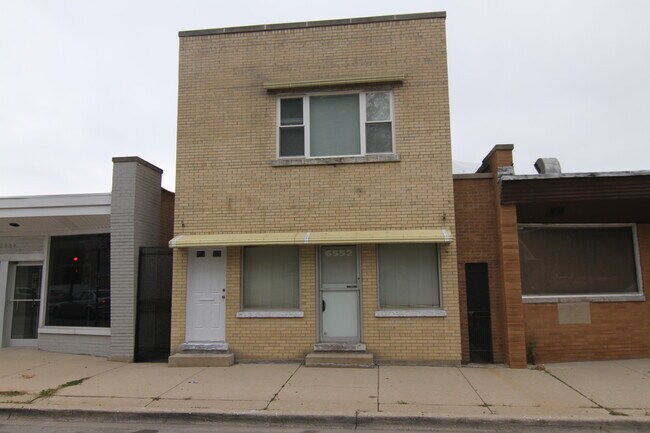 Foto del edificio - 6552 W HIGGINS Ave