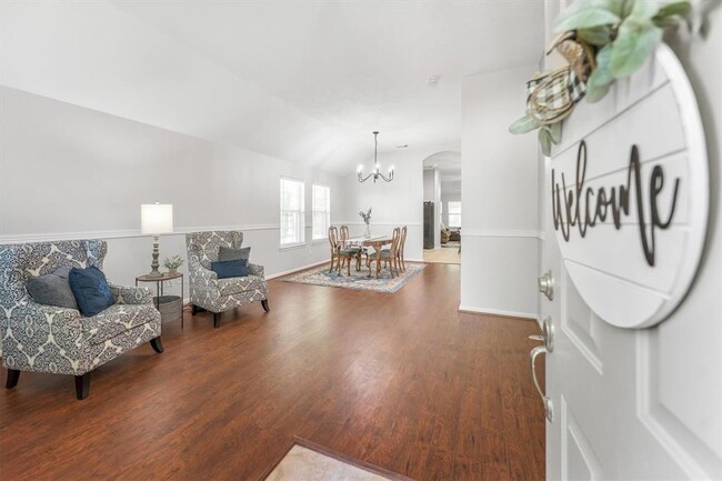 Building Photo - 2454 Colonial Springs Ln