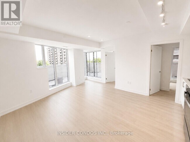 Building Photo - 4010 Eglinton Ave W