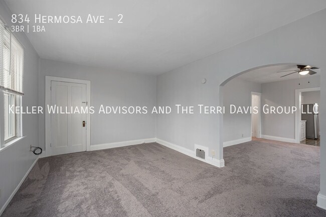 Building Photo - 834 Hermosa Ave - 2