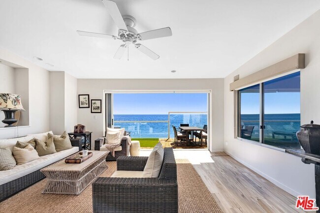 Foto del edificio - 25444 Malibu Rd