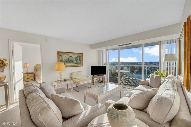 Foto del edificio - 2 br, 2 bath Condo - 2841 N Ocean Blvd 284...