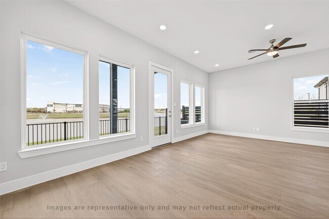 Foto del edificio - 10719 Mason Rd