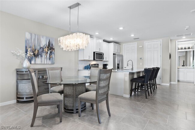 Building Photo - 14558 Edgewater Cir