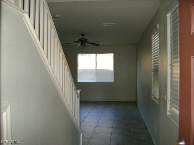 Foto del edificio - 7398 Cobbhan Dr