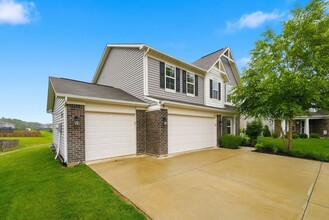 Building Photo - 9802 Violet Cir
