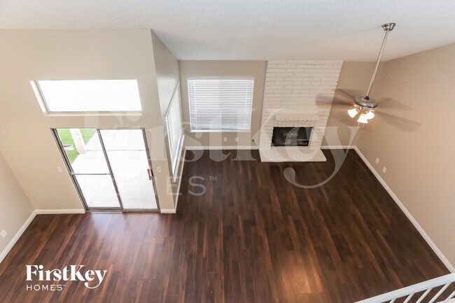 Foto del edificio - 6612 Wheelbarrow Peak Dr
