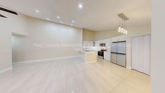 Building Photo - 1080 Summit Pl Cir