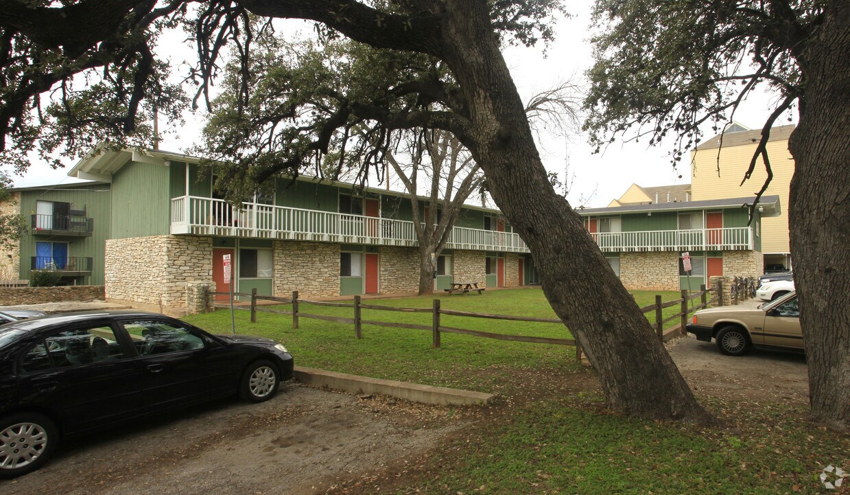 Primary Photo - Cedar Ranch