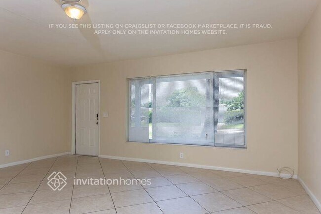 Foto del edificio - 401 NW 8th Ct