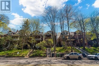 Building Photo - 163 Parkside Dr