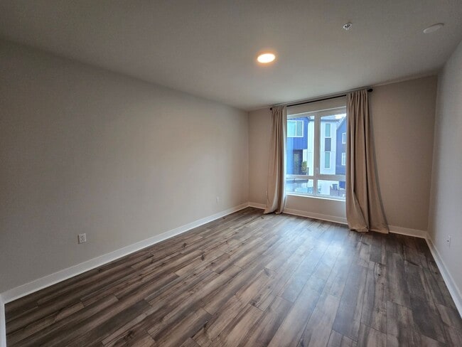 Building Photo - Available One Bedroom with Office and Laundry room