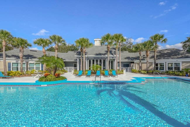 Building Photo - Wellington Woods