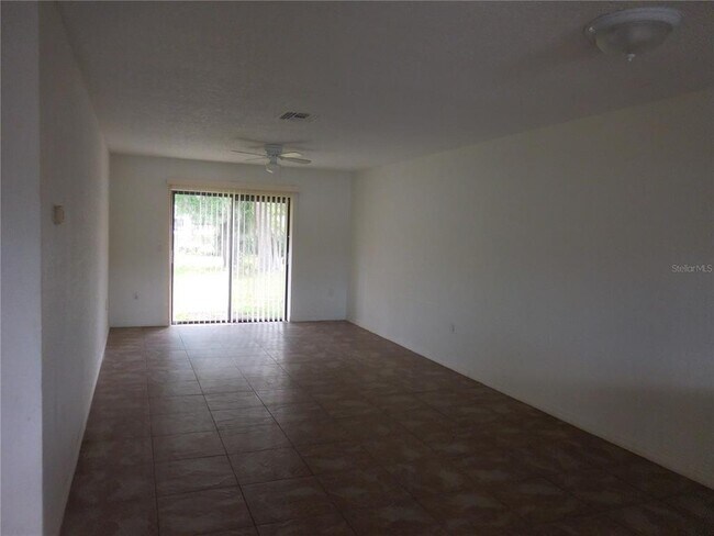 Foto del edificio - 6330 Polk St