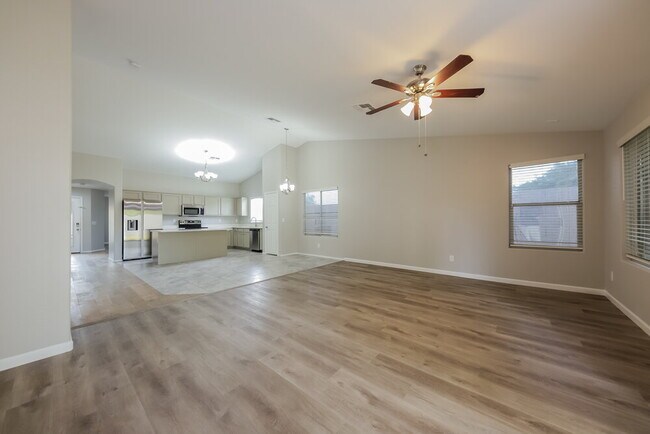 Building Photo - 2020 W Hasan Dr