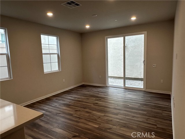 Building Photo - 446 Meyer Pl