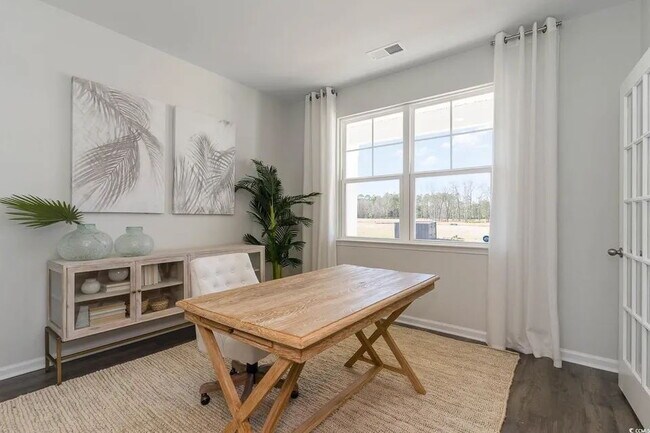 Foto del edificio - SFH with Office Space in Myrtle Beach