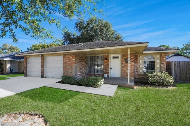 Building Photo - 11915 Binghamton Dr