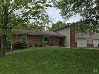 Building Photo - 4733 Apple Tree Ln