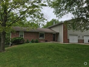 Building Photo - 4733 Apple Tree Ln