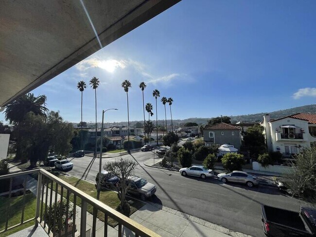Foto del edificio - 744 S Walker Ave