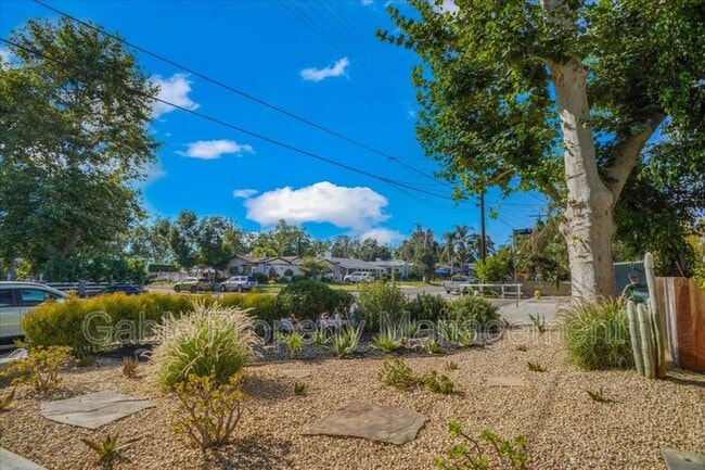 Foto del edificio - 6060 Colfax Ave