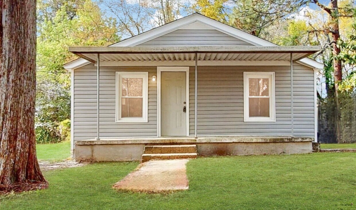 Primary Photo - Fully Renovated 2 Bedroom and 1 Bath Home