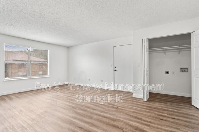 Foto del edificio - 3111 W Greenwood St
