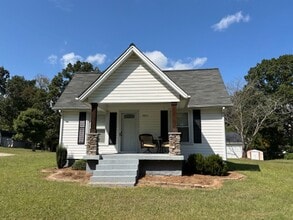 Building Photo - 2601 Haven St