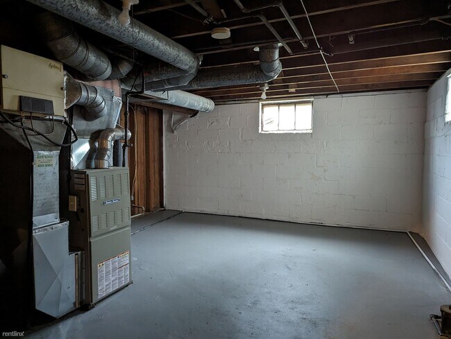 Foto del edificio - 3 br, 1 bath House - 485 Adkins Avenue