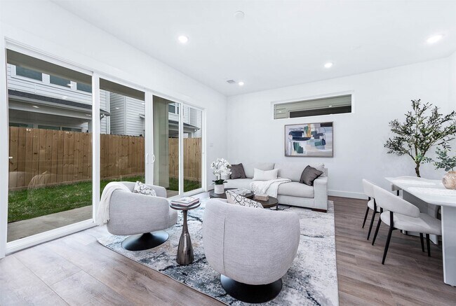 Building Photo - 3509 McIlhenny St