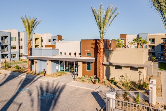Building Photo - Parc Roundtree Ranch