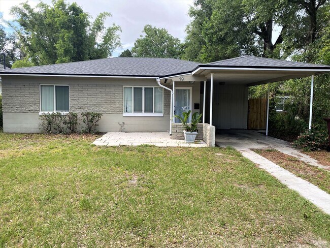 Building Photo - 2/1 Single Family Home in College Park