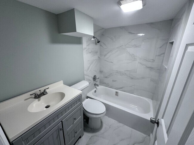 Foto del edificio - Charming 3-Bedroom Home in Jacksonville