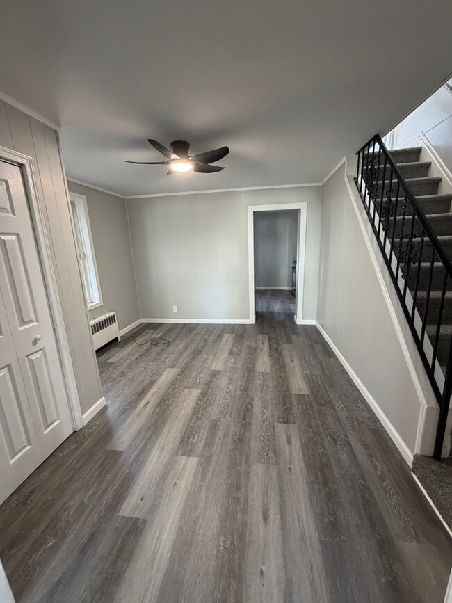 Building Photo - 526 Selfridge St