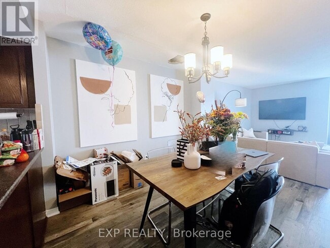 Building Photo - 560-560 Lakeridge Dr