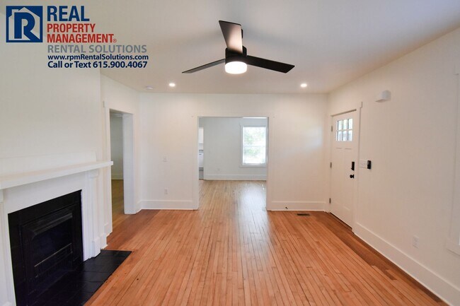 Building Photo - Adorable remodeled 2 bed home in Murfreesb...