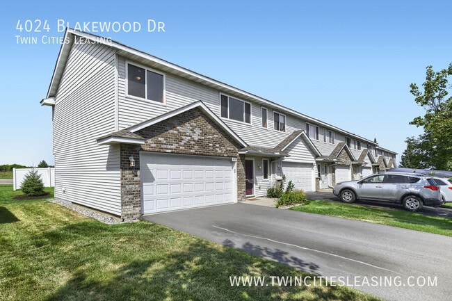 Building Photo - 4024 Blakewood Dr