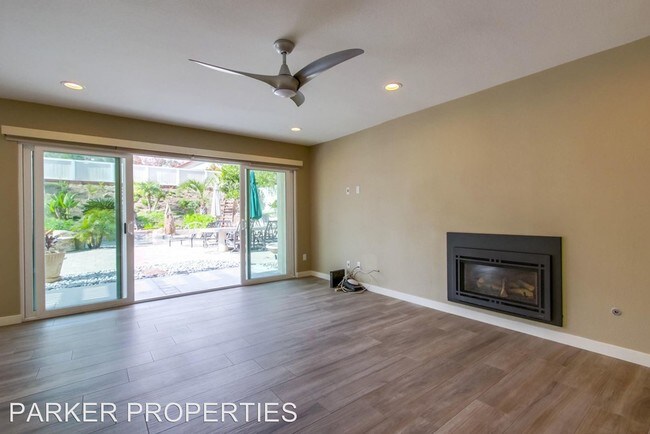 Building Photo - 3 br, 2.5 bath House - 14274 Woodcreek Rd.