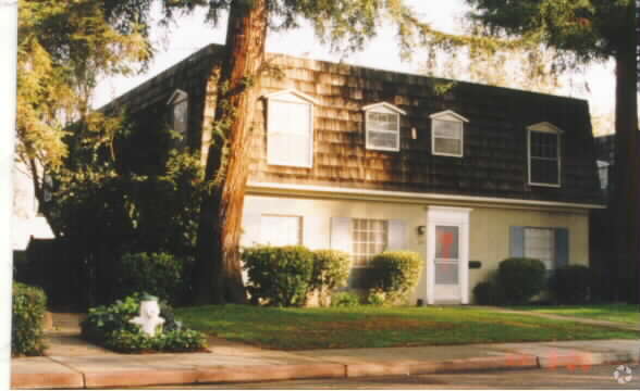 Building Photo - 1257 Balboa Ct